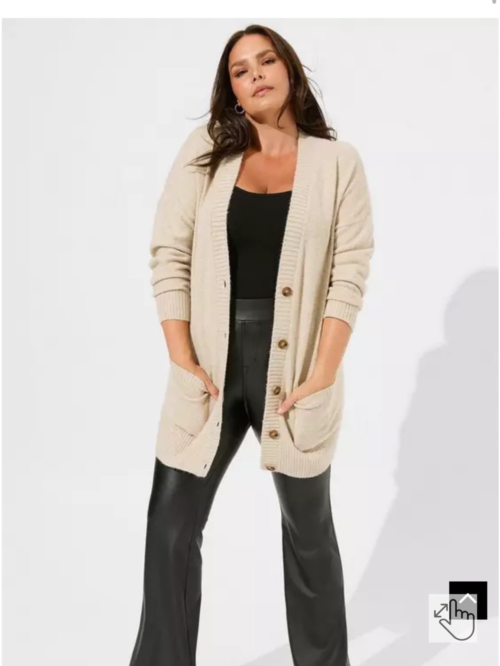 NWT Torrid Boyfriend V-Neck Cardigan Sweater in Heather Oatmeal (4X)